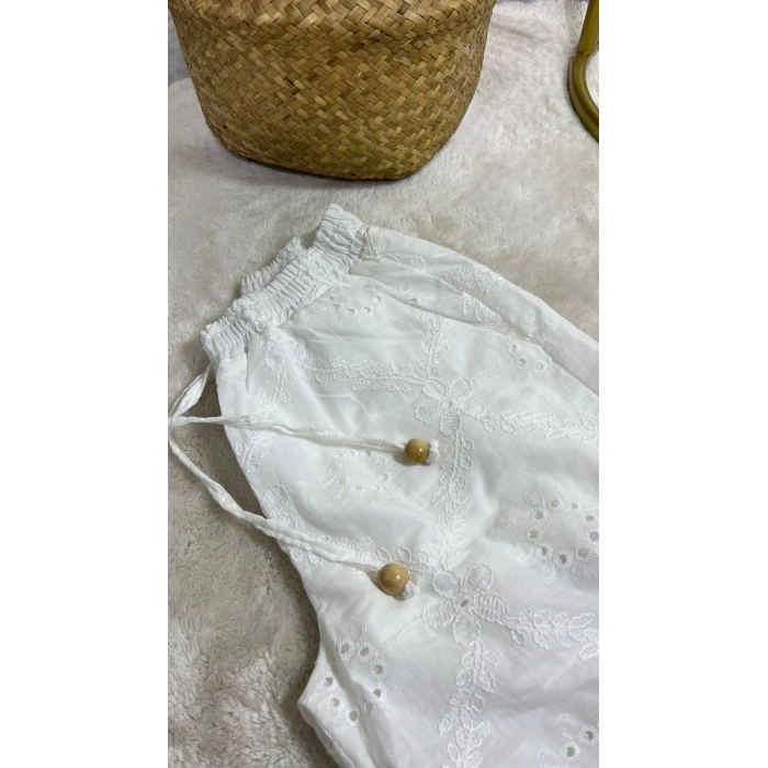 Beyaz Brode Detaylı Geniş Paça Pantolon