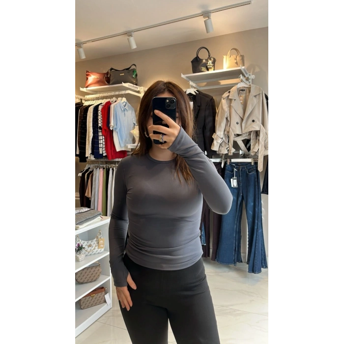 Bisiklet Yaka Fit Kesim Basic Bluz