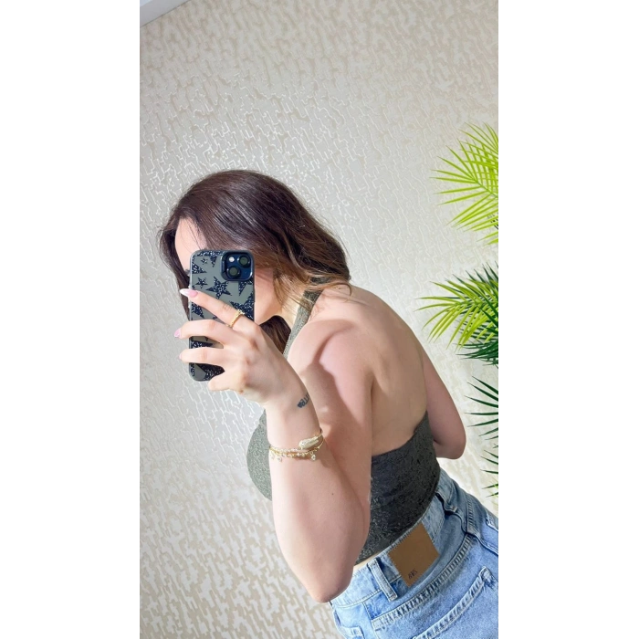 Halter Yaka Dantel Detaylı Top
