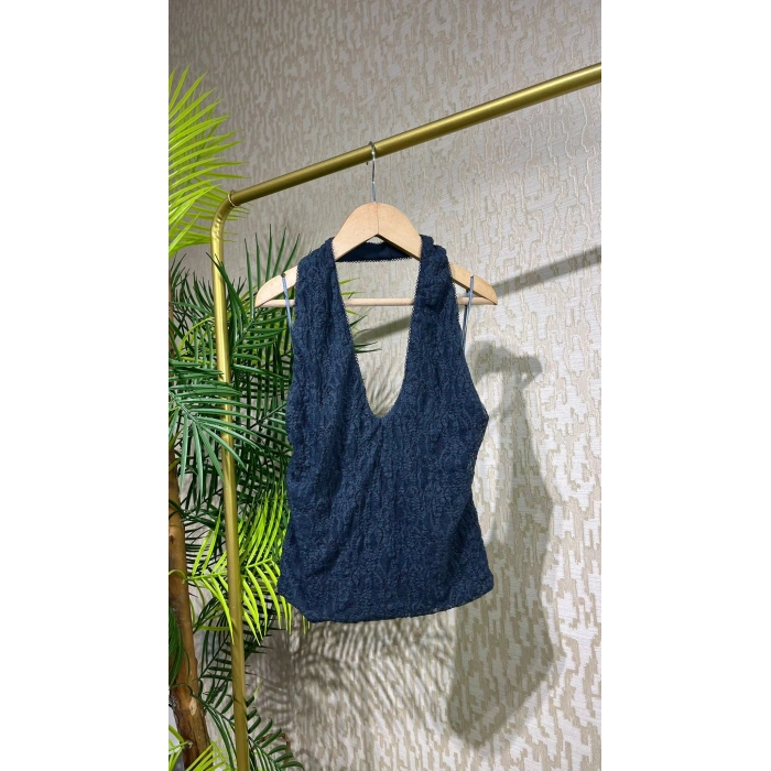 Halter Yaka Dantel Detaylı Top