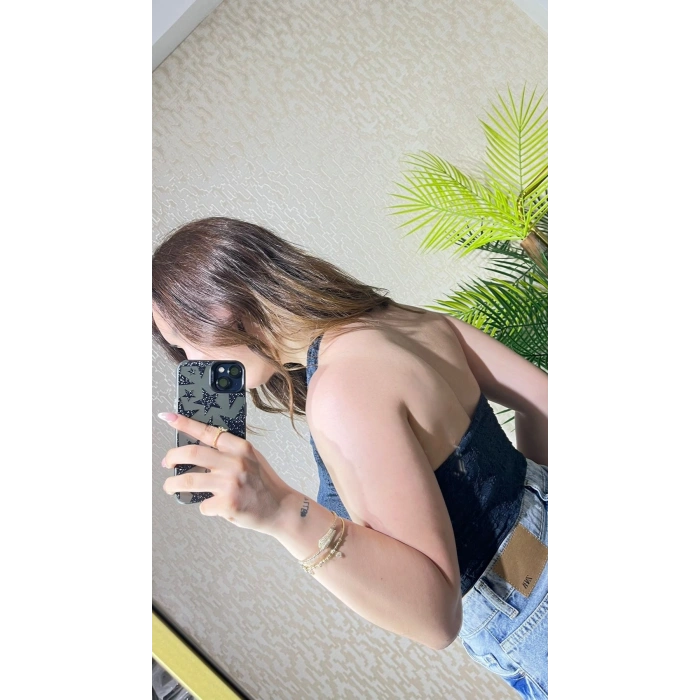 Halter Yaka Dantel Detaylı Top