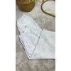 Beyaz Brode Detaylı Geniş Paça Pantolon