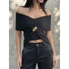 Şal Yaka Tokalı Bluz