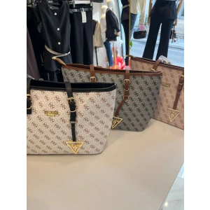 Guess Logo Detaylı Premium Omuz Çantası