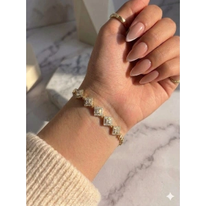 Taşlı Baklava Motifli Bileklik