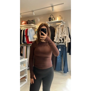 Bisiklet Yaka Fit Kesim Basic Bluz