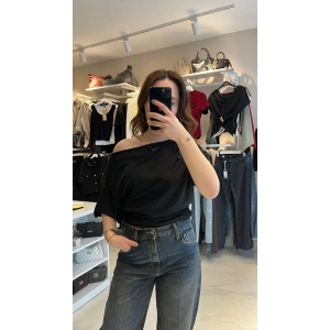 Dilvin Bele Oturan Asimetrik Kesim Bluz