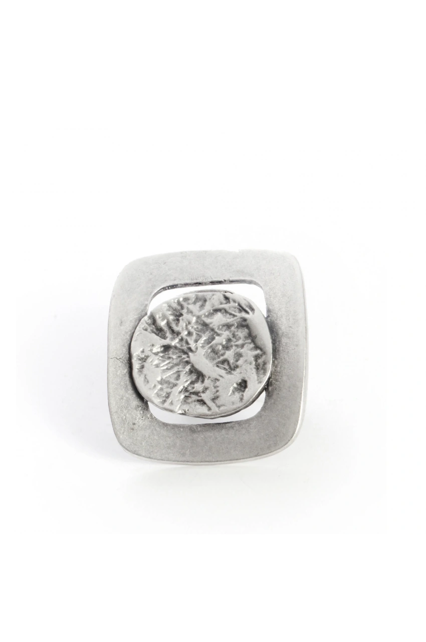 Geometric Shape Ring