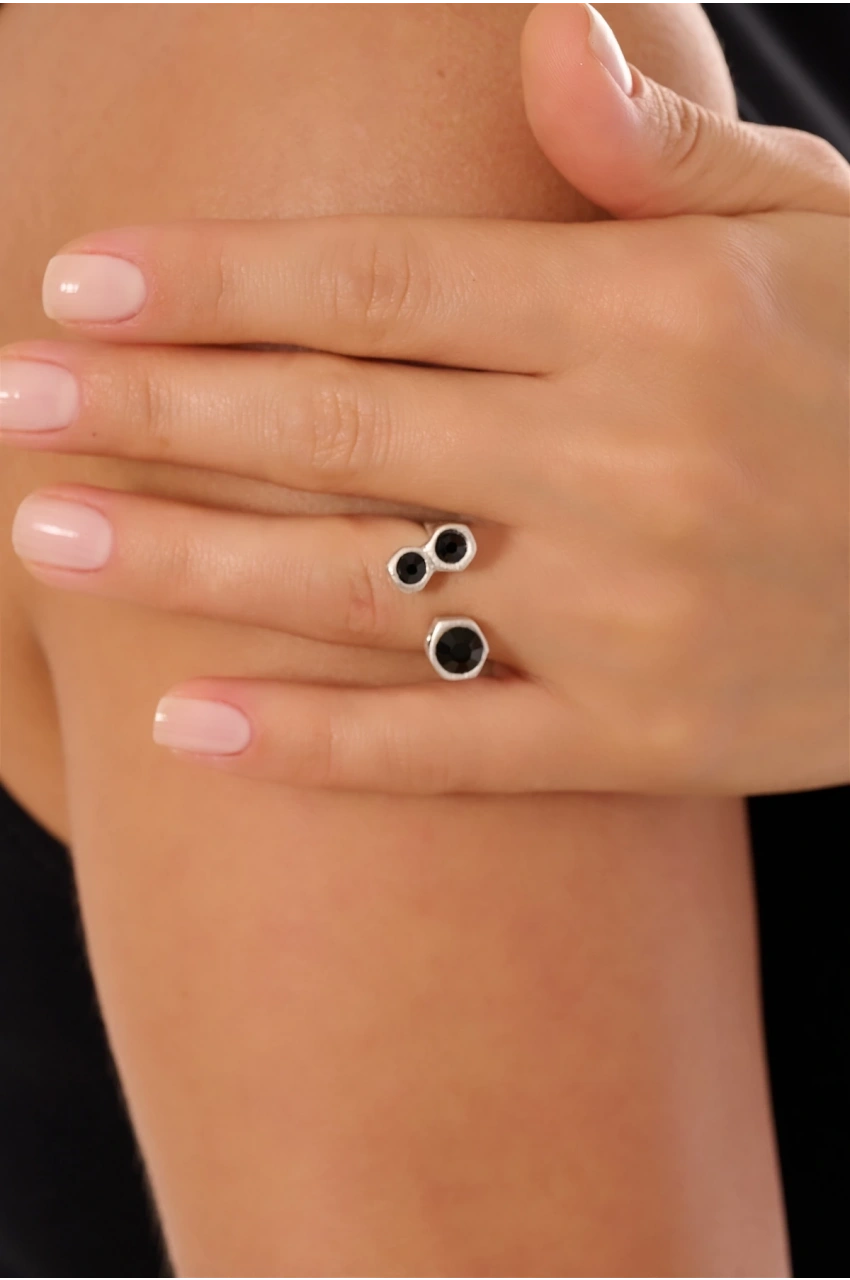Kiraz Black Crystal Stoned Silver Plated Ring