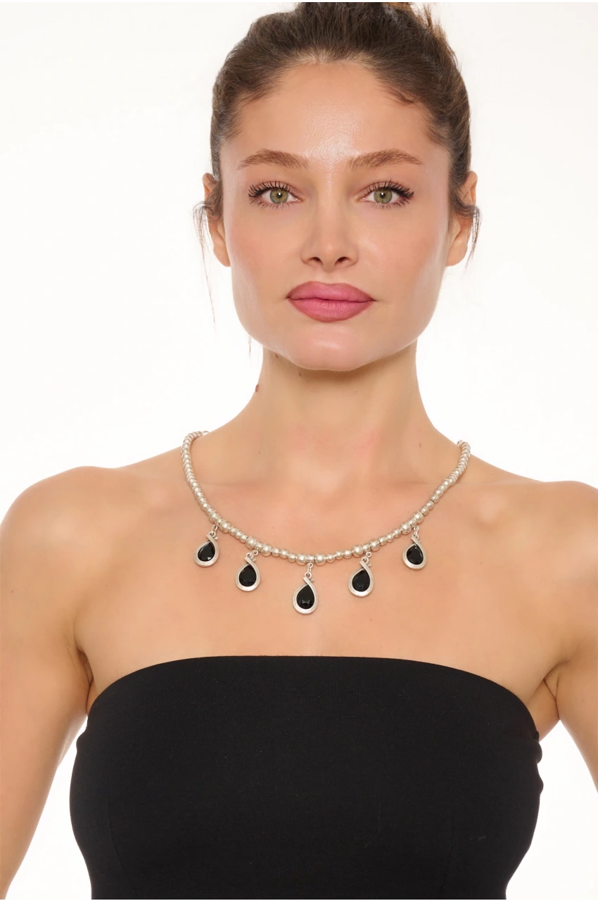 Kiraz Black Crystal Stoned Silver Plated Necklace