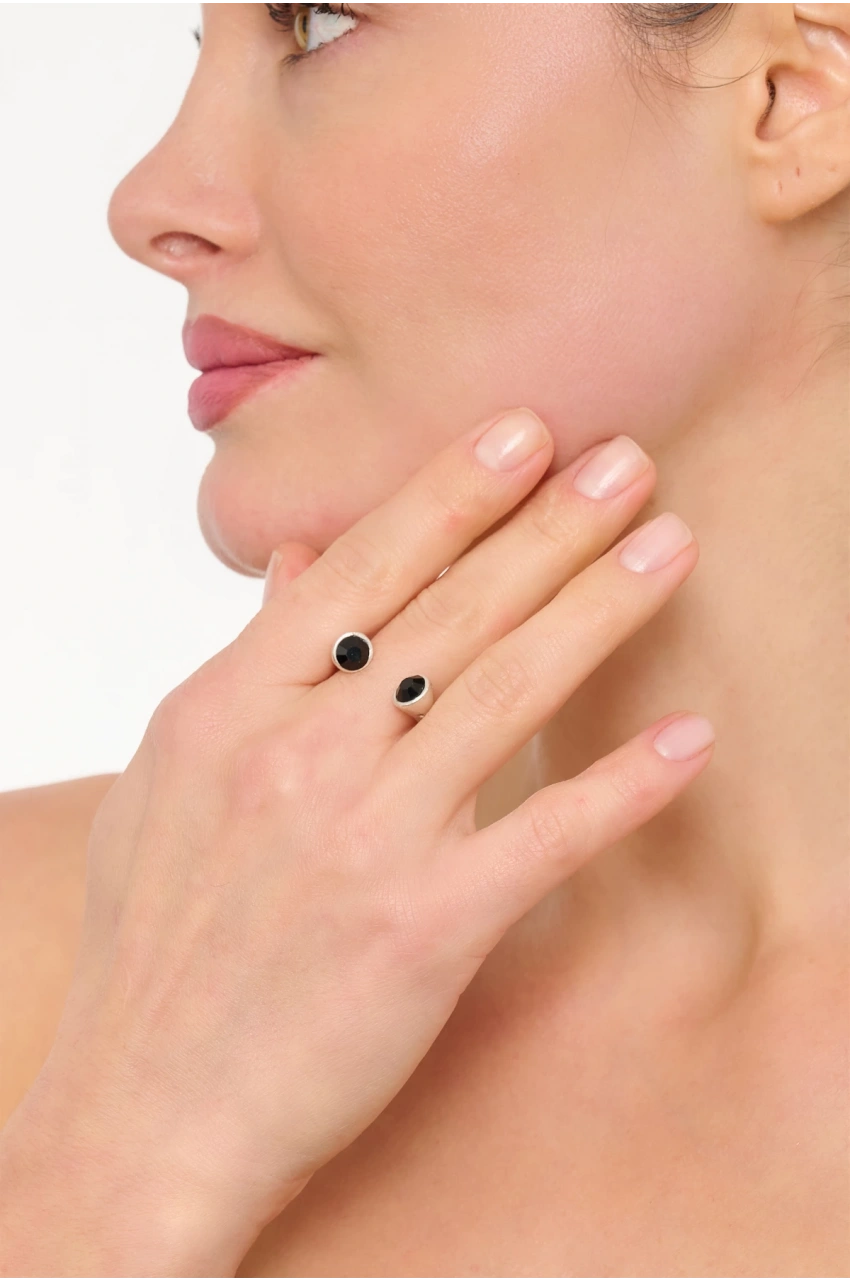 Kiraz Black Crystal Stoned Silver Plated Ring