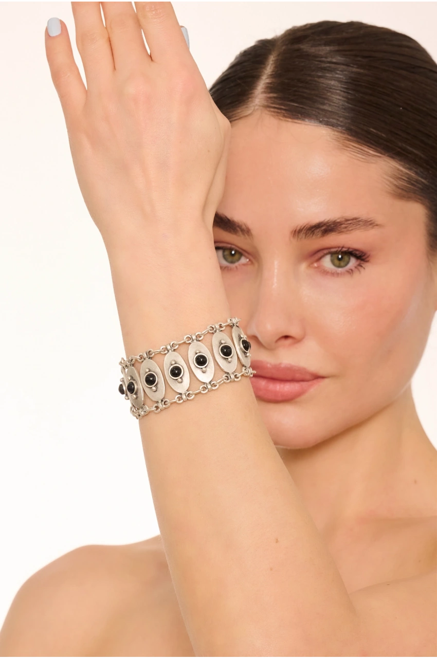 Kiraz Black Stoned Silver Plated Bracelet