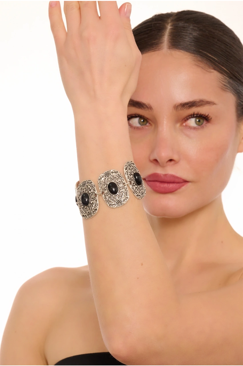 Kiraz Black Stoned Silver Plated Bracelet