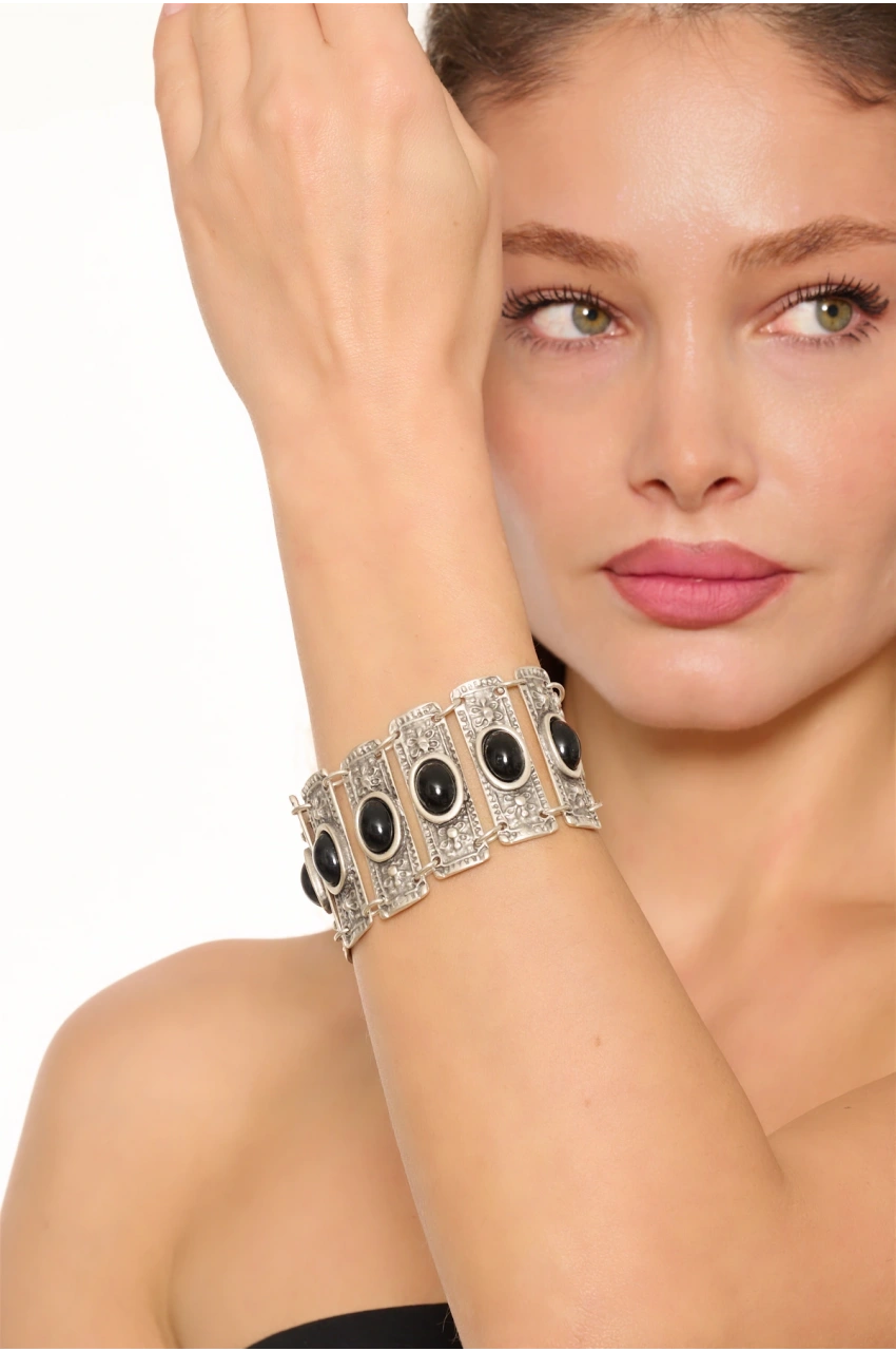 Kiraz Black Stoned Silver Plated Bracelet