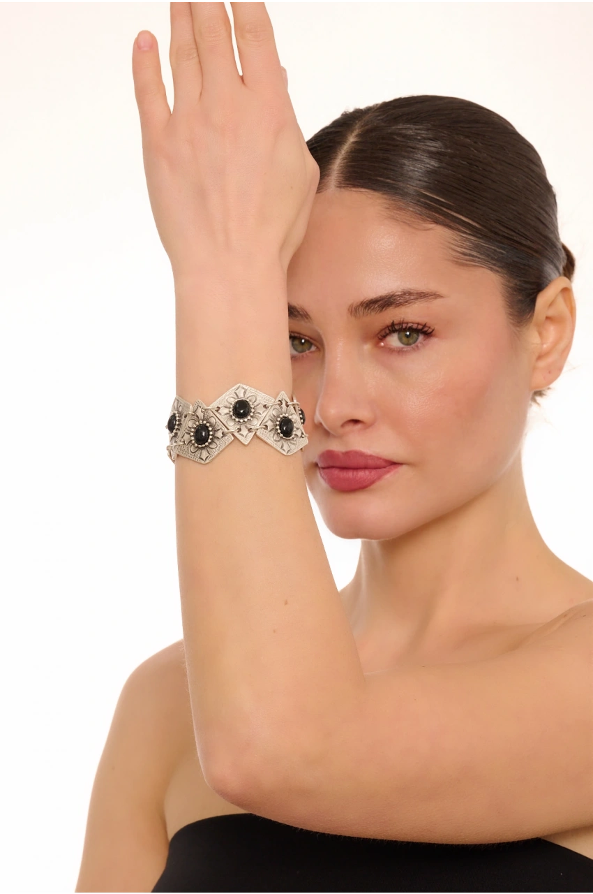 Kiraz Black Stoned Silver Plated Bracelet