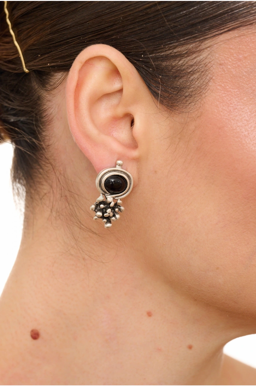 Kiraz Black Stoned Silver Plated Earring