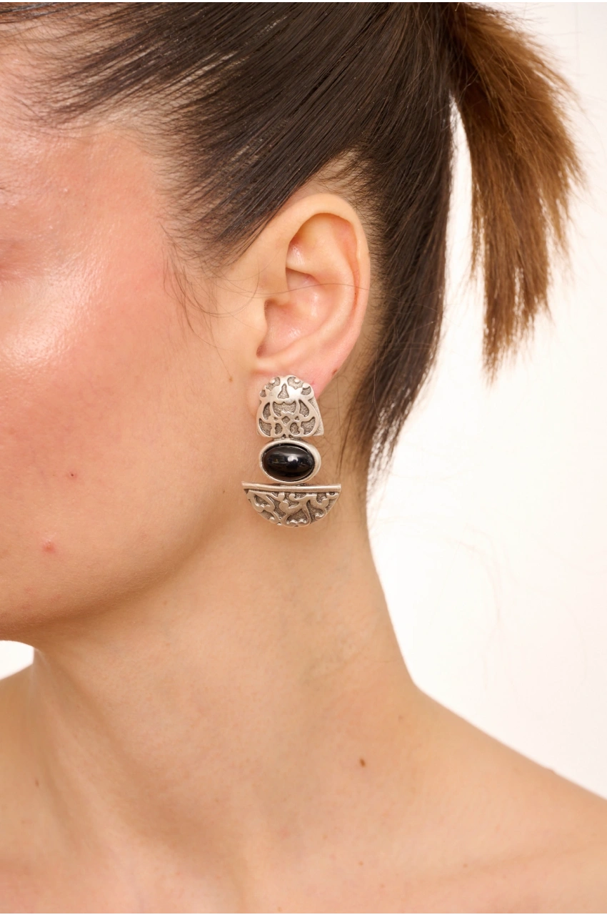 Kiraz Black Stoned Silver Plated Earring