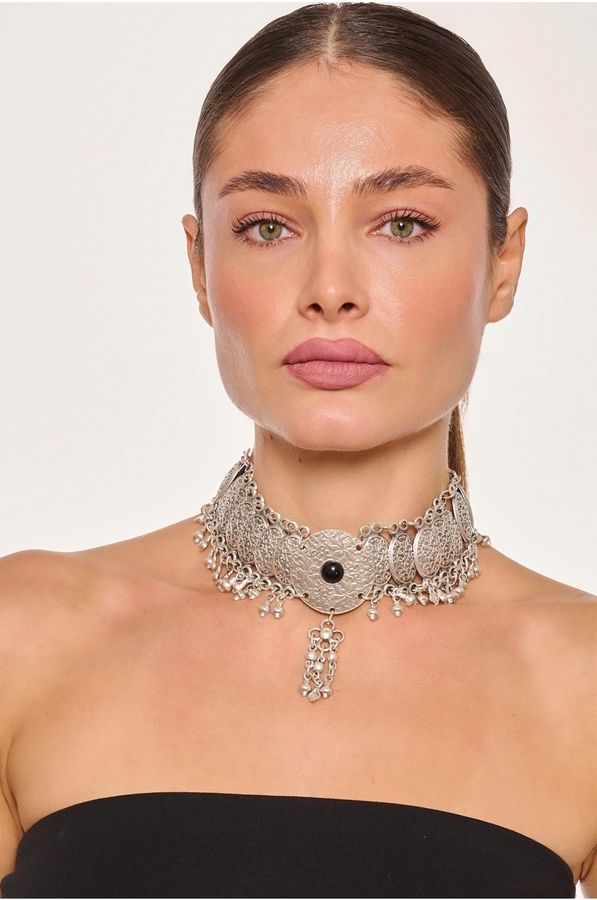 Kiraz Black Stoned Silver Plated Necklace