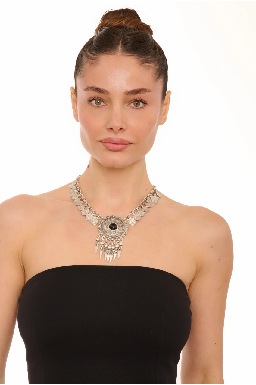 Kiraz Black Stoned Silver Plated Necklace