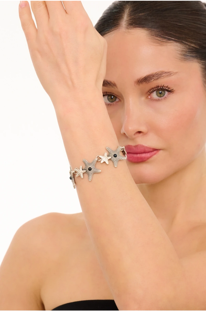 Kiraz Black Stoned Silver Plated Seashell Bracelet