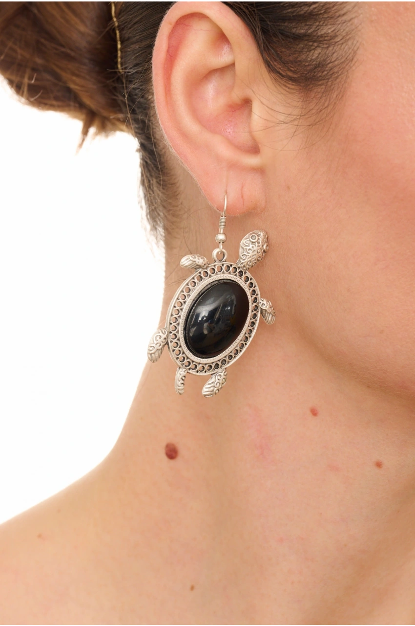 Kiraz Black Stoned Silver Plated Turtle Earring
