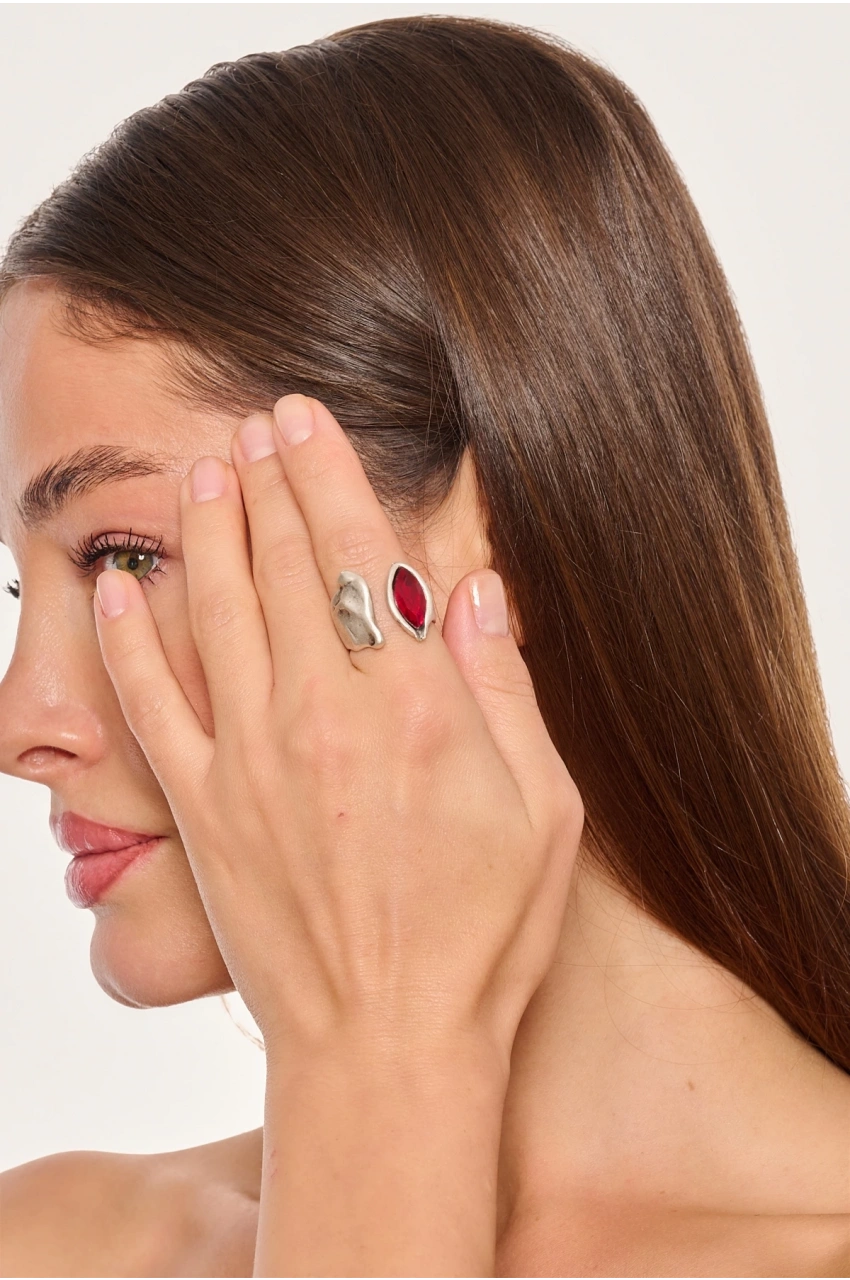 Kiraz Burgundy Crystal Stoned Silver Plated Necklace