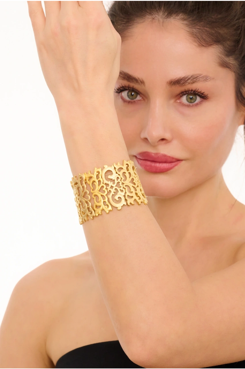 Kiraz Elastic Gold Plated Heart Bracelet