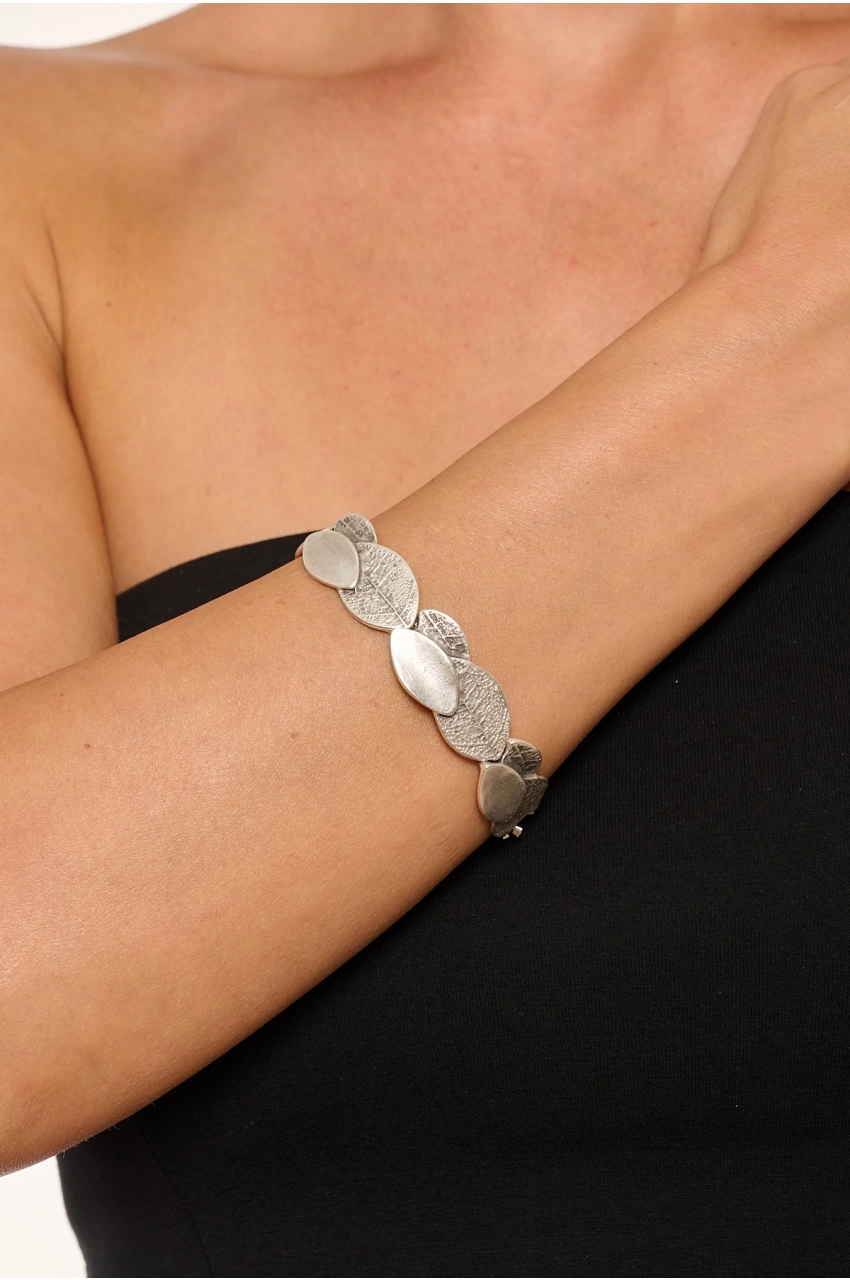 Kiraz Leaf Elastic Silver Plated Bracelet