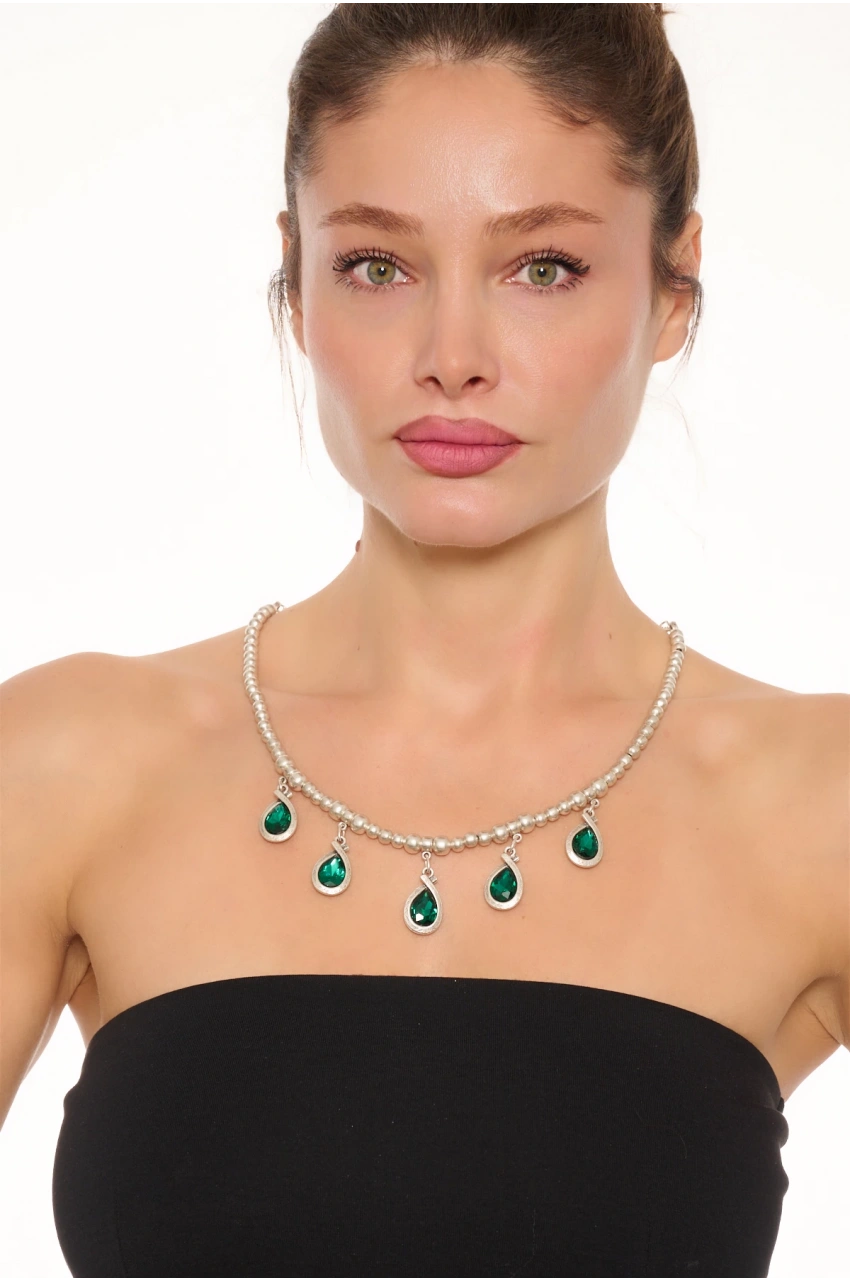 Kiraz Emerald Crystal Stoned Silver Plated Necklace