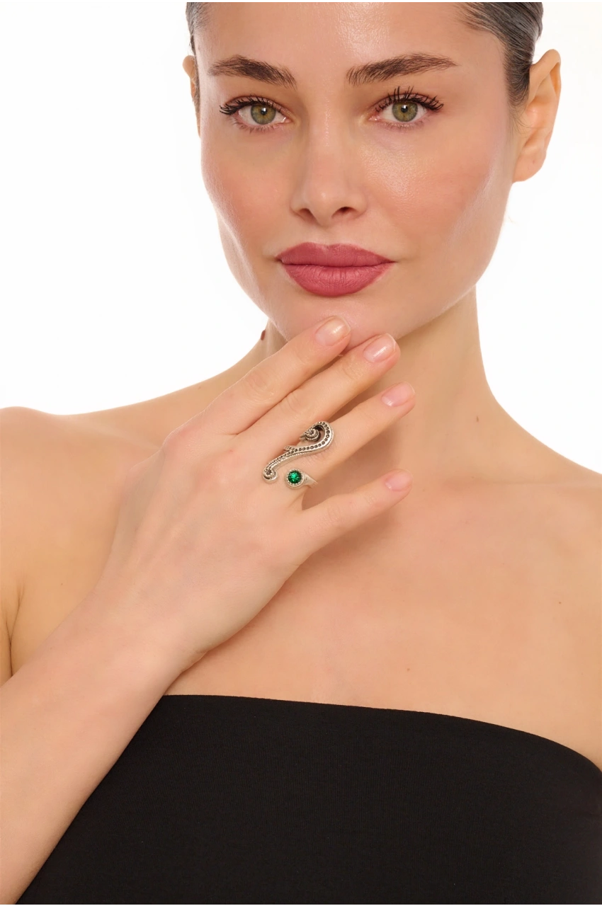 Kiraz Emerald Crystal Stoned Silver Plated Ring