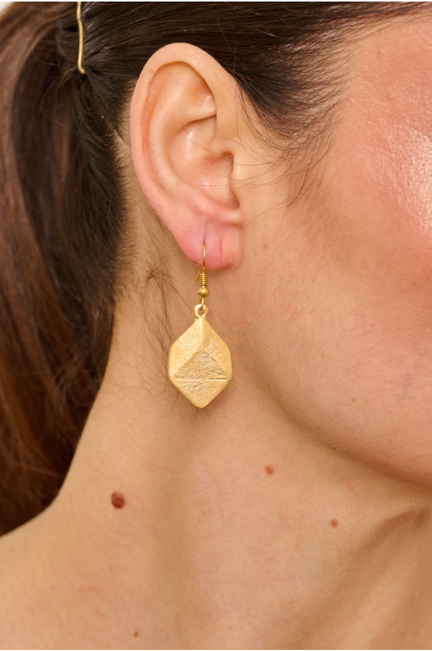 Kiraz Gold Platedn Cube Earring