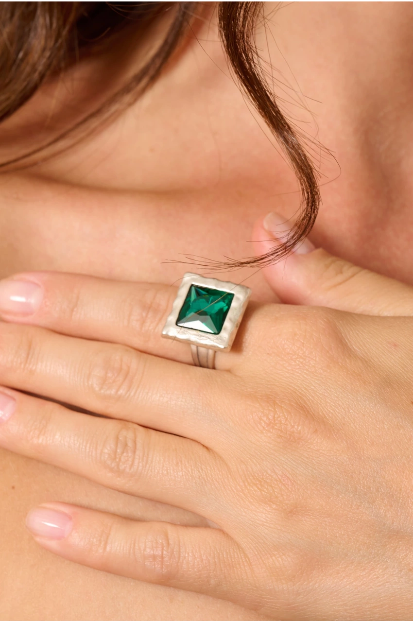 Kiraz Emerald Crystal Stoned Silver Plated Ring