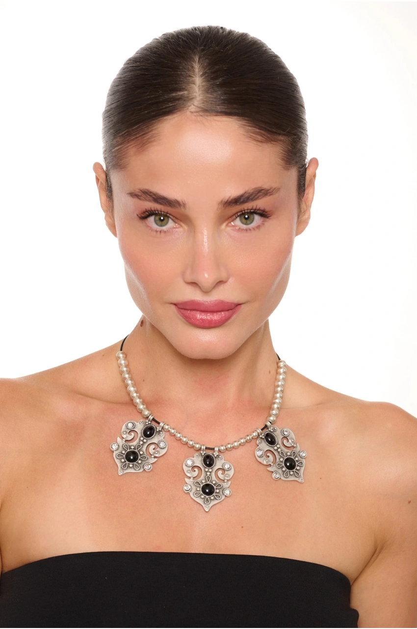 Kiraz Black Stoned Silver Plated Necklace