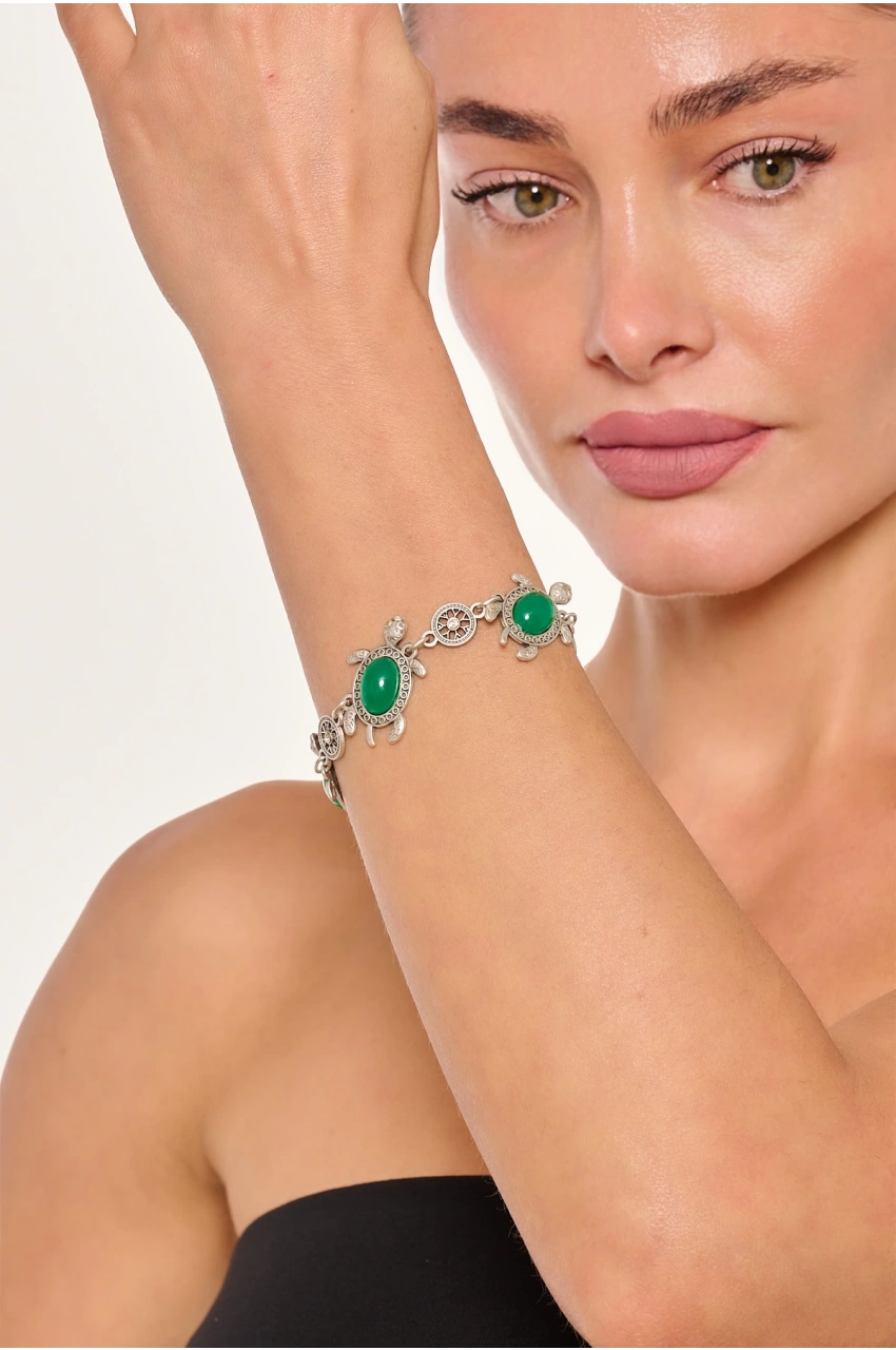 Kiraz Green Stoned Silver Plated Turtle Bracelet