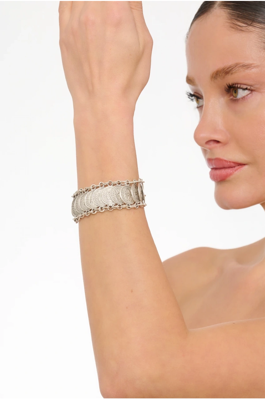 Kiraz Silver Plated Flower Bracelet