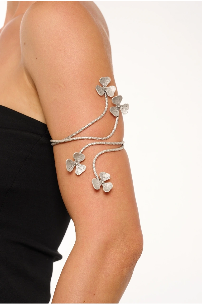 Kiraz Silver Plated Flower Arm Cuff