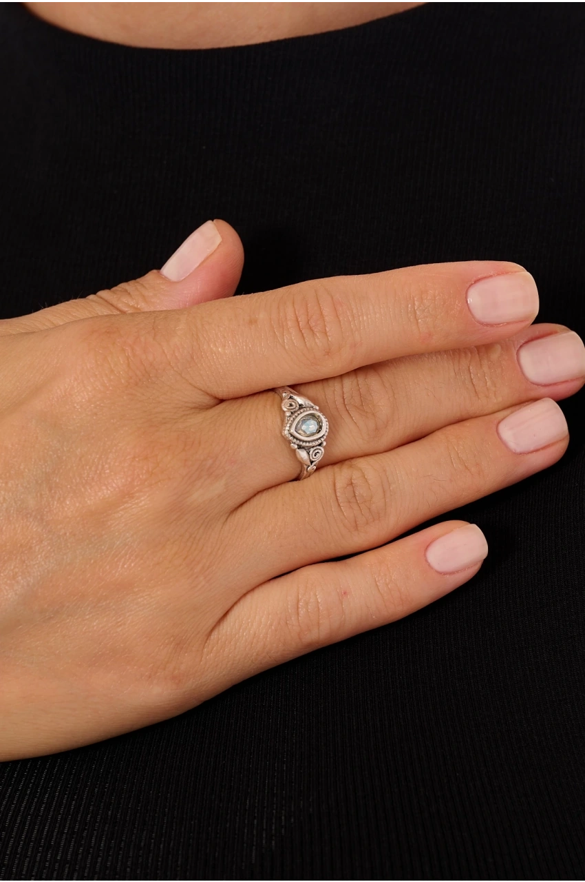 Kiraz White Crystal Stoned Silver Plated Ring