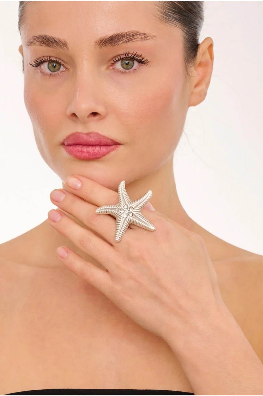 Kiraz White Crystal Stoned Silver Plated Seashell Ring