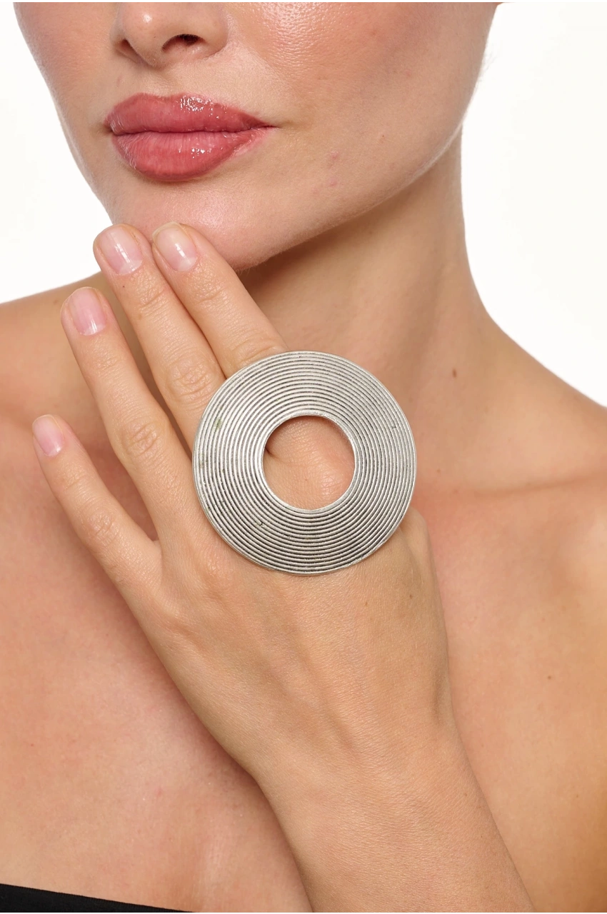 Multi-Strand Pattern Large Ring