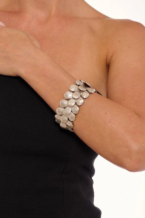 Kiraz Elastic Silver Plated Flower Bracelet