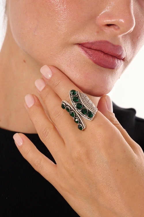 Kiraz Emerald Crystal Stoned Silver Plated Ring