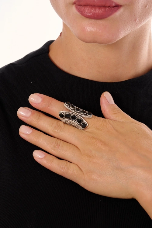 Kiraz Black Crystal Stoned Silver Plated Ring