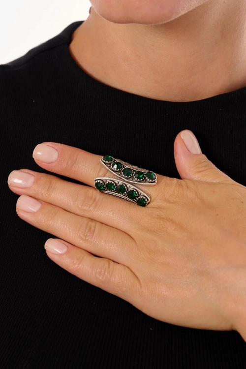 Kiraz Emerald Crystal Stoned Silver Plated Ring