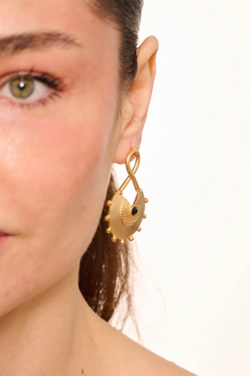 Kiraz Black Crystal Stoned Gold Plated Earring