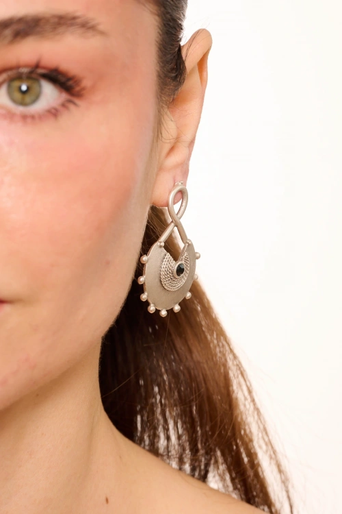 Kiraz Black Crystal Stoned Silver Plated Earring