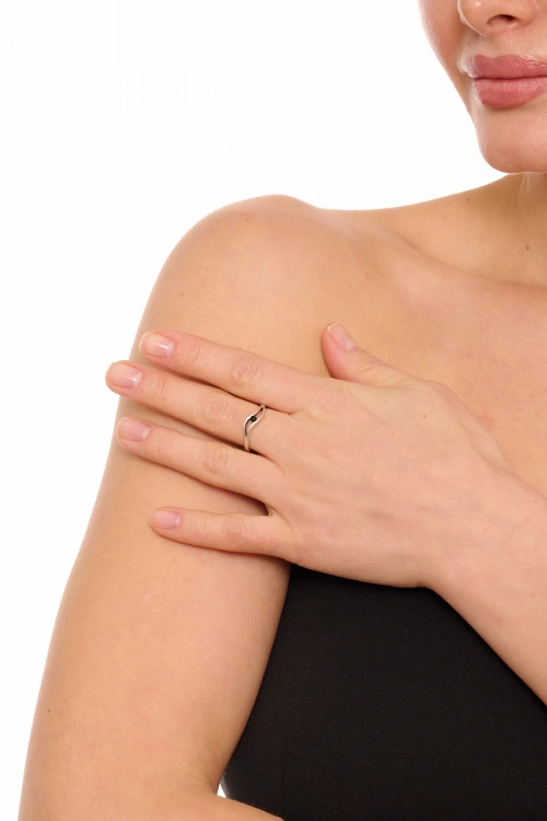 Kiraz Black Crystal Stoned Silver Plated Ring