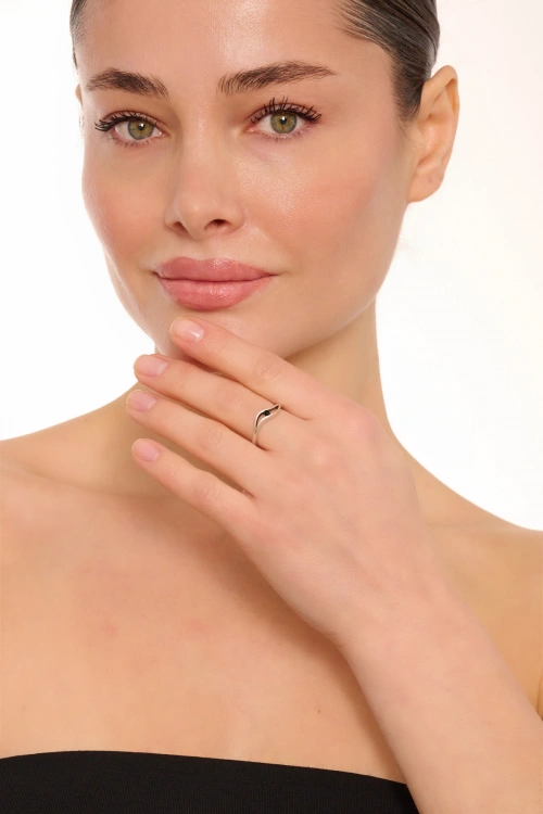 Kiraz Black Crystal Stoned Silver Plated Ring