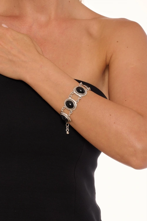 Kiraz Black Stoned Silver Plated Bracelet
