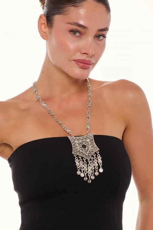 Kiraz Black Stoned Silver Plated Necklace