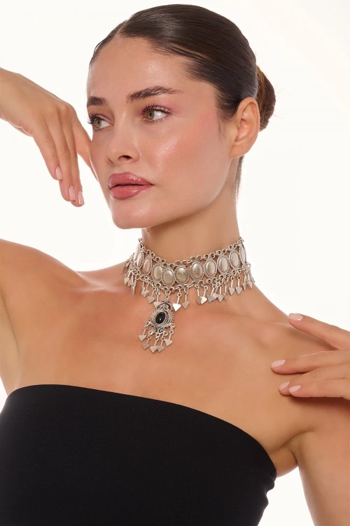 Kiraz Black Stoned Silver Plated Necklace